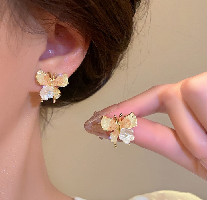 BUTTERFLY WHITE FLOWER KOREAN STUDS EARRINGS