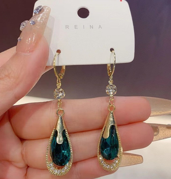 GREEN AD STONE DROP KOREAN EARRINGS