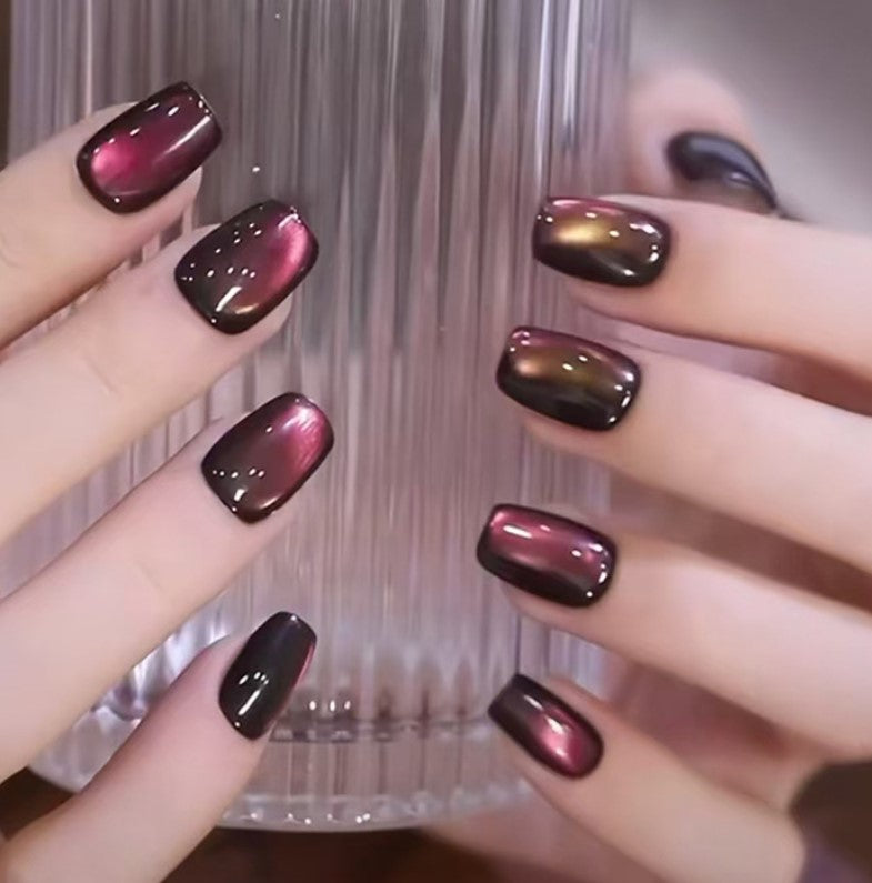 SHORT 30 PC ARTIFICIAL NAILS CAT EYE PURPLE W/ KIT