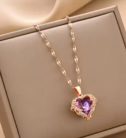 Heart Pendant Chain Necklace