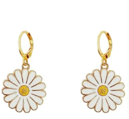 Daisy Flower Drop Earring