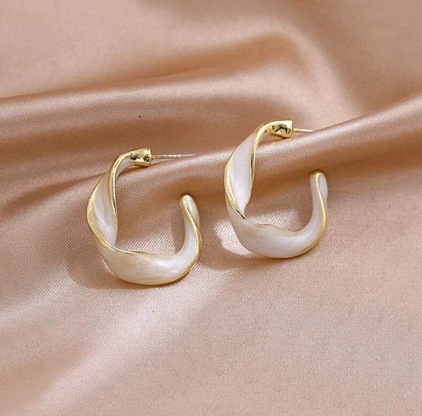 Twisted Hoop Earring